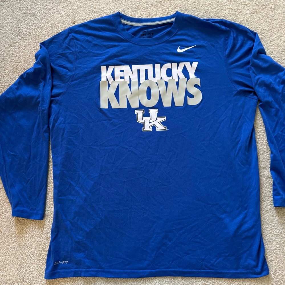 Nike University of Kentucky Dri-FIT Shirt Size XL - Measurements in Pictures